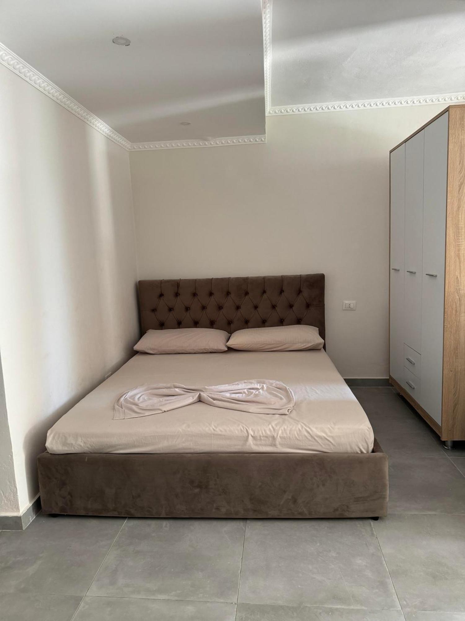 Appartamento Bakalli Rooms1 *